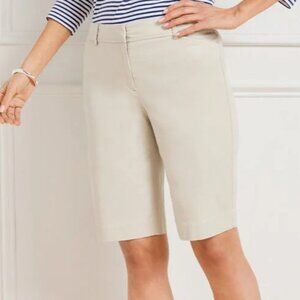 Talbots Perfect Short 10.5" Length Size 16 -- NEW Never worn